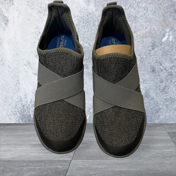 Crocs Swiftwater Womens Dual Comfort Slip on Shoes. NWT - Picture 1 of 5